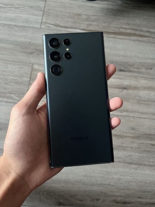 Samsung s22 ultra (256гб)