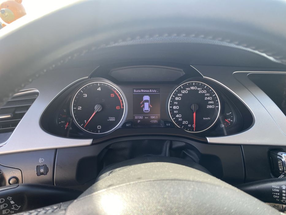 Vand Audi A4 B8 2010