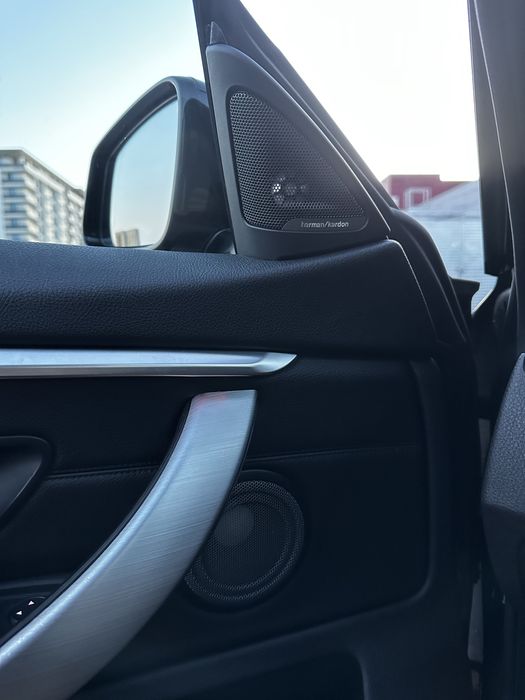 BMW Seria 4 420d 190 cai automat/ keyless/ head up/ recaro cu memorie/ adusa recent