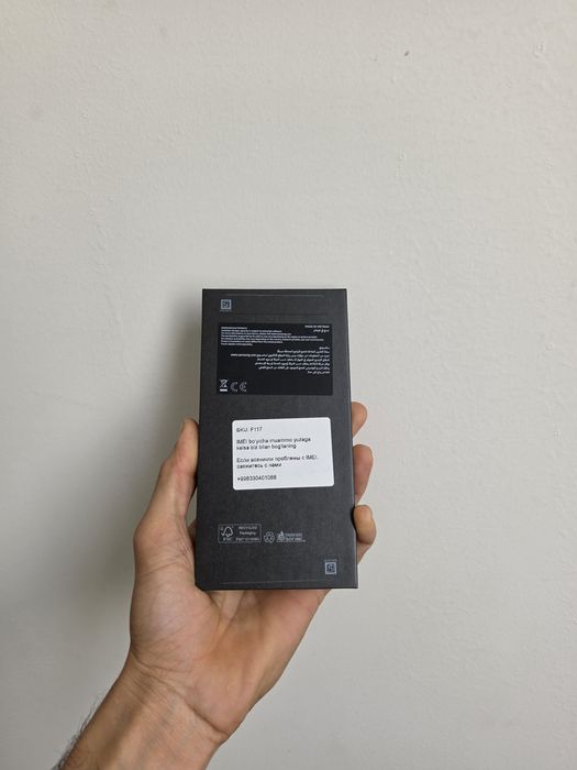 Samsung s25 ultra zoʻr holatda, идеально 256гб натурал титан
