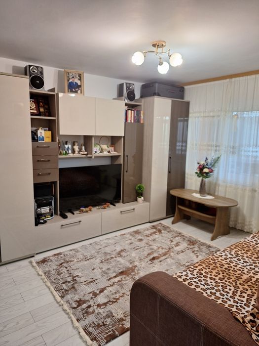 Apartament 3 camere decomandate zona Neagoe  Voda
