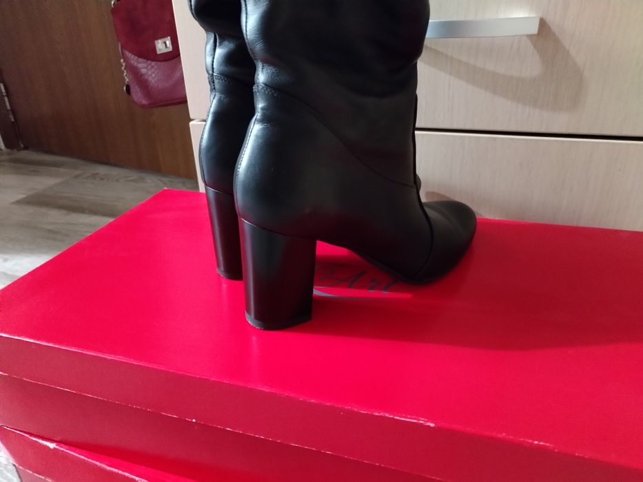 Cizme piele negre noi 39