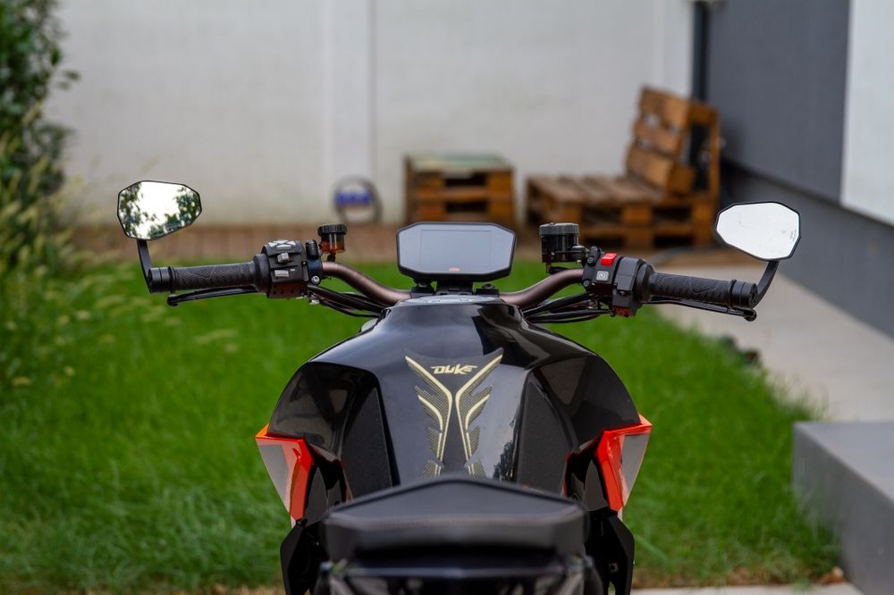 Vand KTM 1290 Superduke R - ABS, Traction control, Keyless go