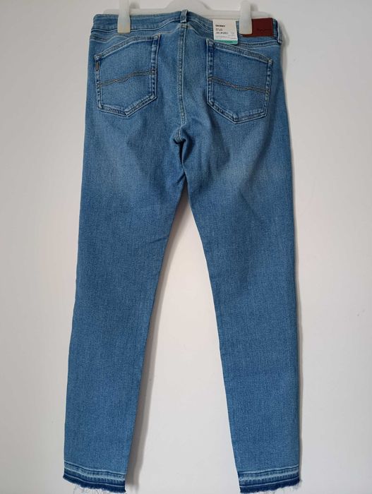 Blugi Pepe Jeans noi