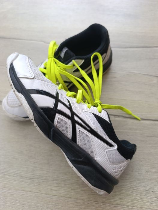 Маратонки ASICS 36 номер