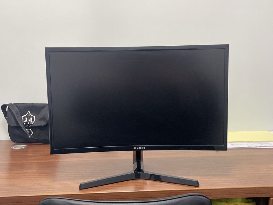 Монитор новый продется цена договорная