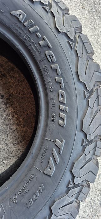 4 anvelope All-Terrain M+S BFGoodrich,265/65/17.Pretul este pe bucata.