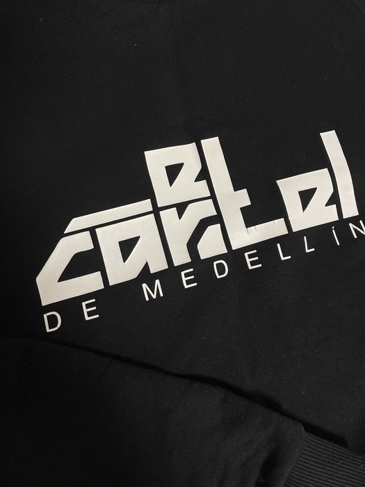 Продам большой пакет вещей