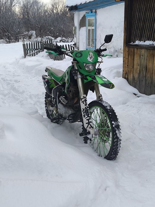 Продам эндуро мотоцикл марка Hammer 250cc