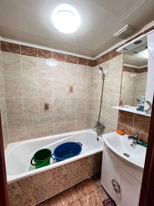 Городок Строителей 4 (3-комнатная)