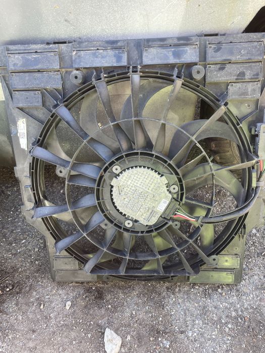 Перка охлаждане БМВ X5 X6 X7 G05 4.0d BMW X5 X6 X7 G05 4.0d