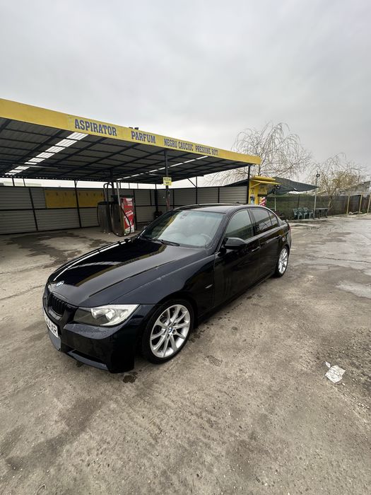 BMW E90 Pachet M
