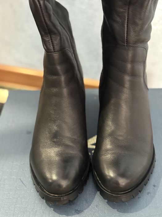 Женские кожаные сапоги