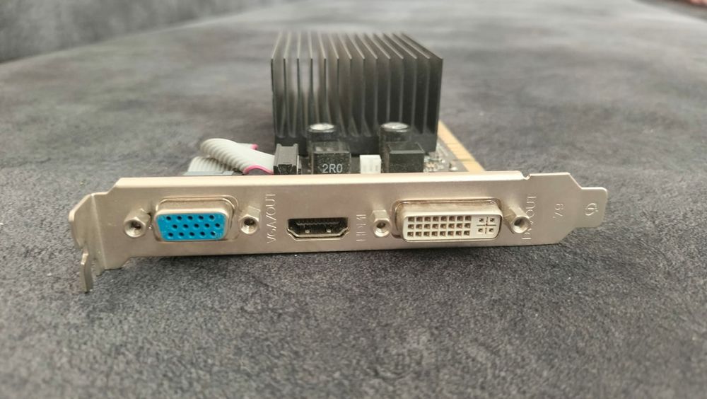 Видеокарта Palit GeForce GF210