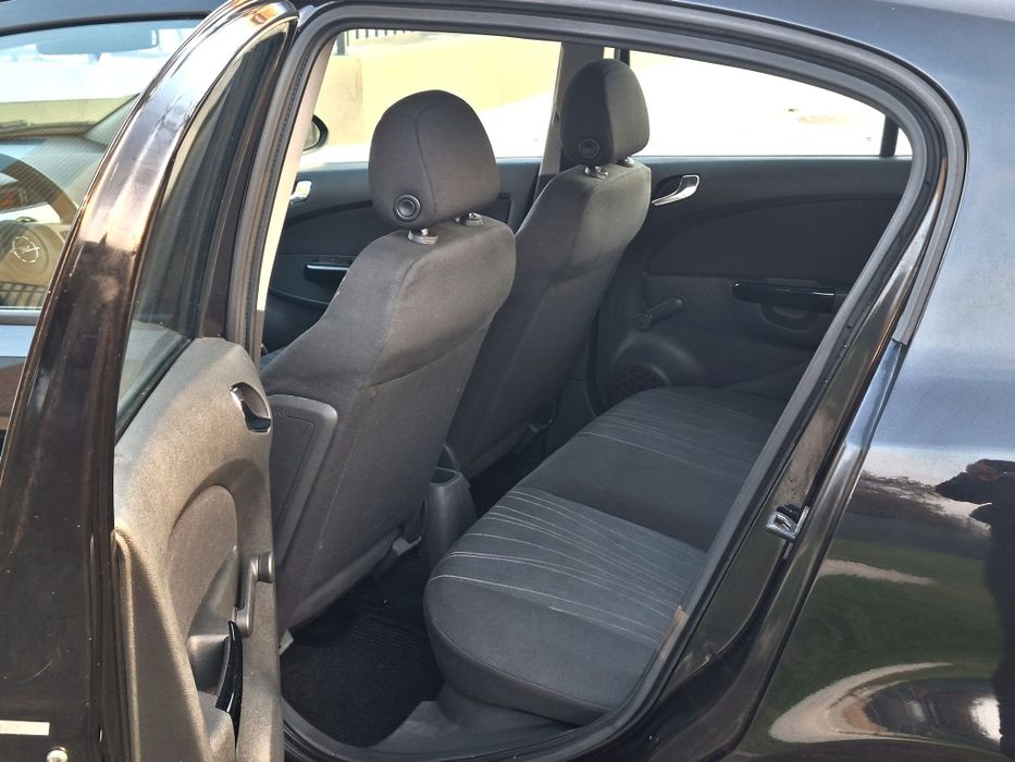 Opel Corsa D • 1.2 Benzina • Hatchback•