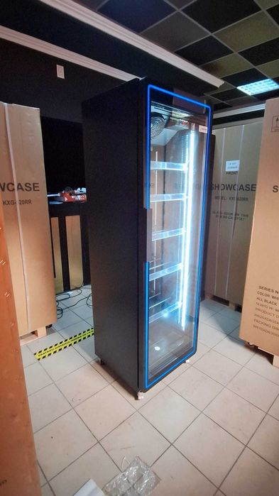Vitrine frigorifice verticale 1 ușă sticlă curbată, 394 L, LED, 0…+10 °C - GARANTIE 3 ANI