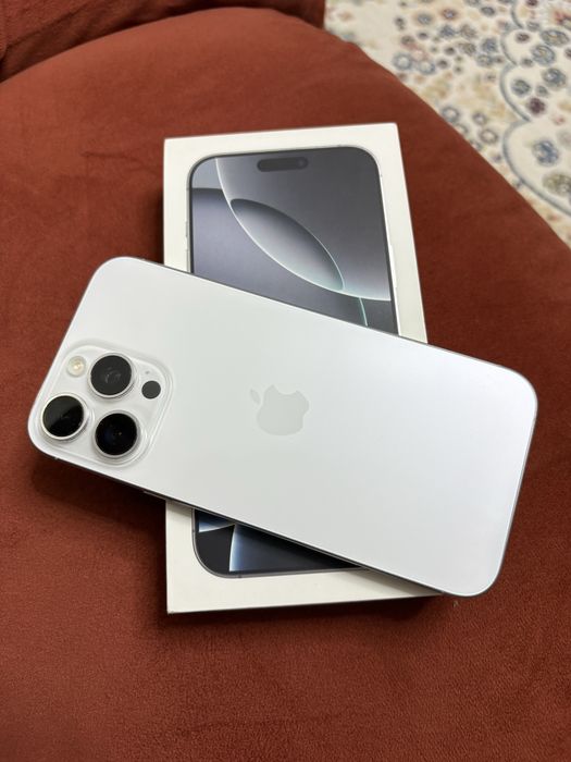 Продам Iphone 16 pro max 256gb