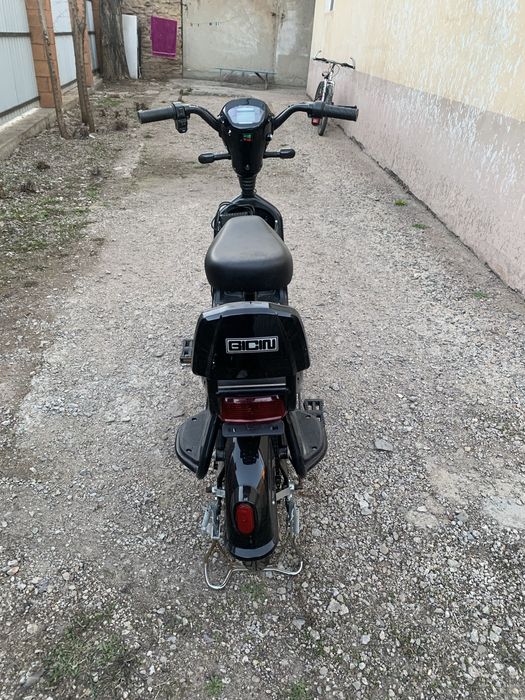 Электро скутер  ноп новыи