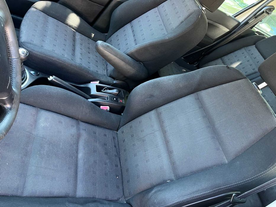 Салон Седалки Пежо Peugeot 307 комби Св SW Фейслифт Facelift