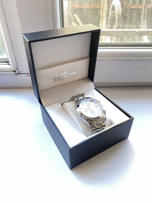 Наручные часы новые