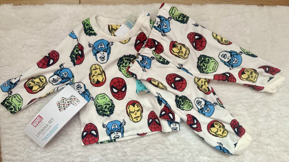 Pijama pentru baieti Primark
