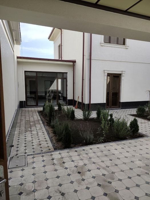 225.000 ва 205.000 янги евродомлар