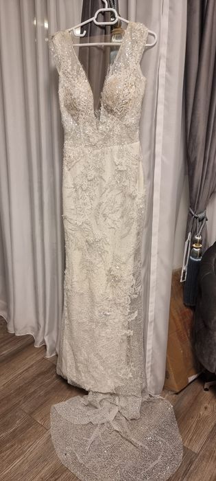 Vând rochie de mireasa Milla Nova mărime 40 noua