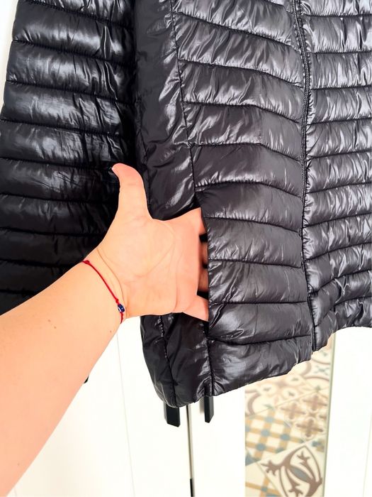 Леко яке с качулка