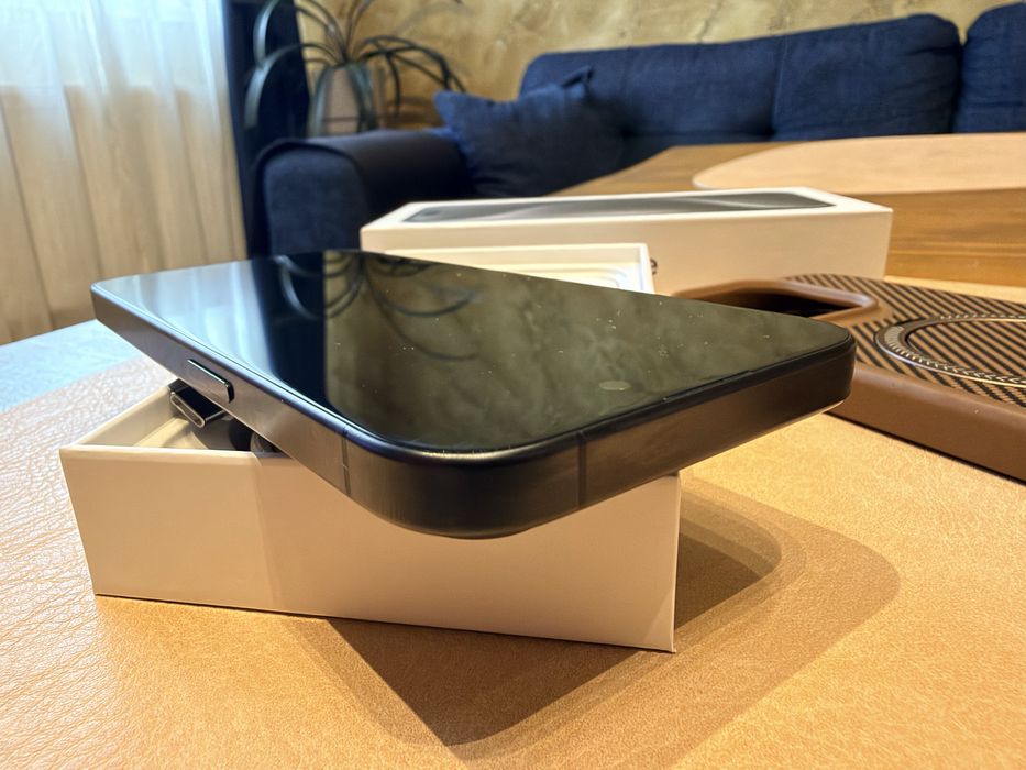 IPhone 15 pro 128