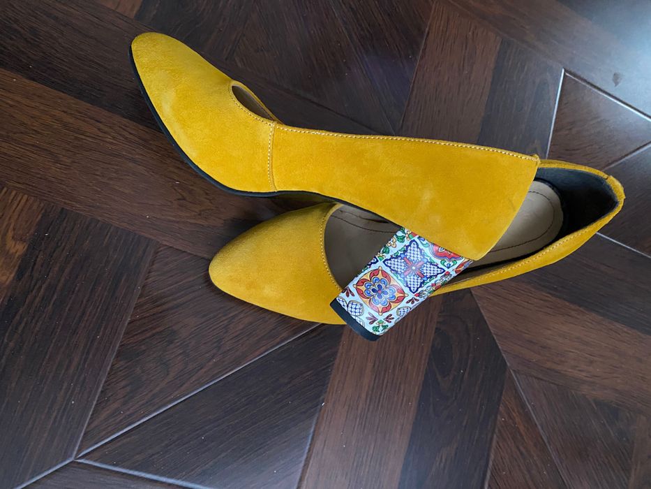 Pantofi damă din piele întoarsă, culoarea galben-muștar