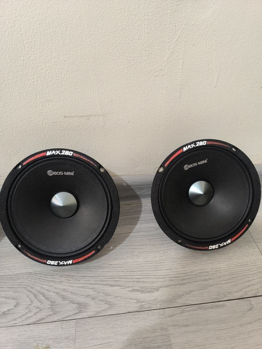 Kalonka 4ta 16sm 2ta midbass 2ta estradniy  10 kun quyilgan