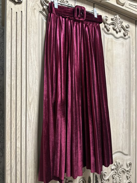 Yubka . Юбка бардовая