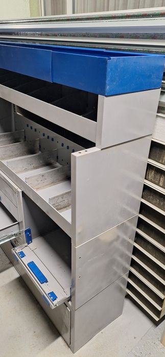 Стелаж  за   бус