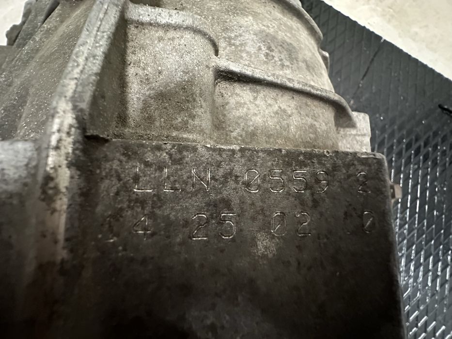 Ръчна скоростна кутия за Audi A4 B8 2.0 TDI