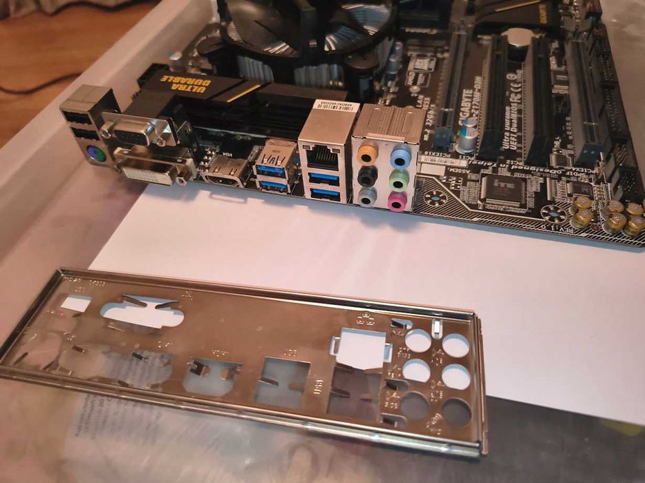 Kit Intel I5-6500 + Gigabyte Z170M-D3H + 8Gb Ram DDR4