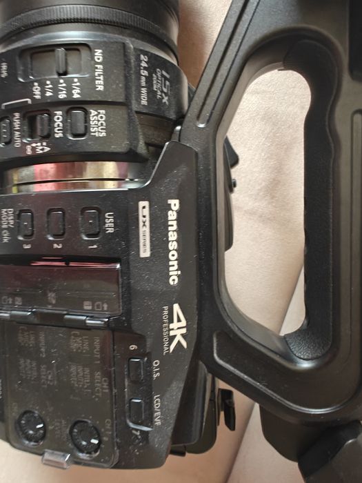 Panasonic AG UX 90 camera