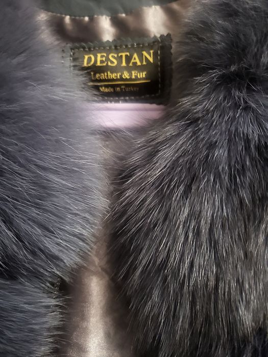 Елеци от лисица различни цветове