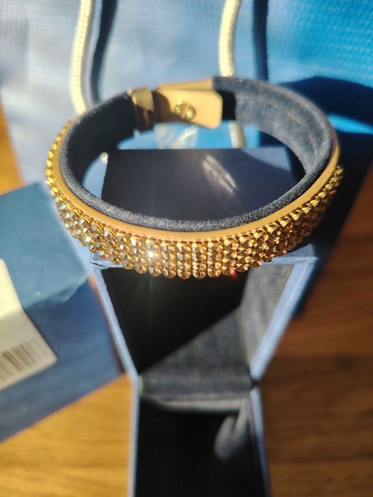 Кожена гривна Swarovski с опушен кварц