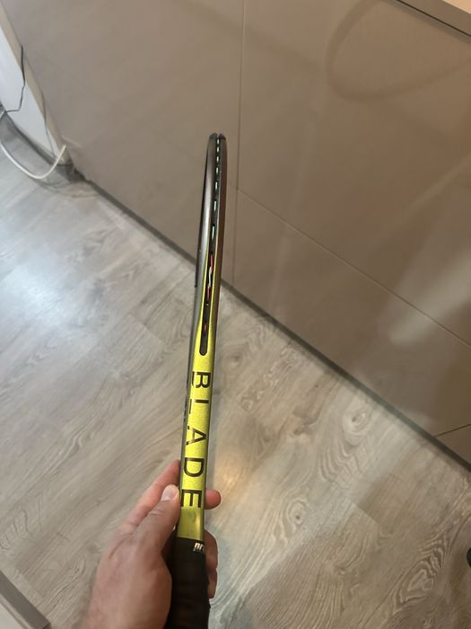 Wilson Blade V8 - 98 18/20