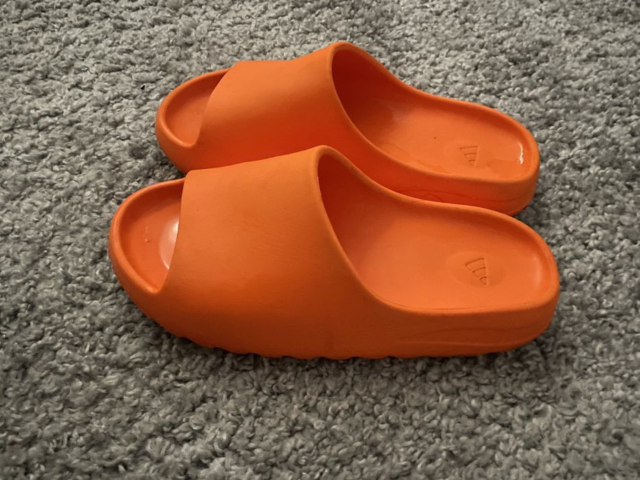 vand yeezy slide