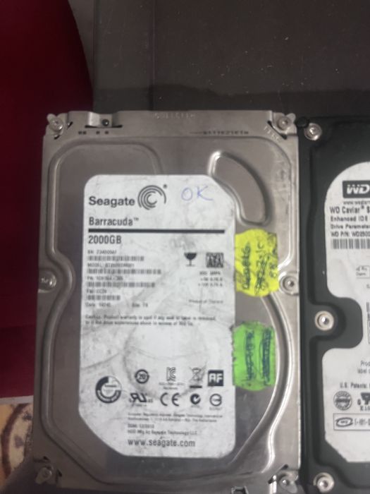 Hard disk 2tb,stare perfecta.Folosit doar ca si hard extern.