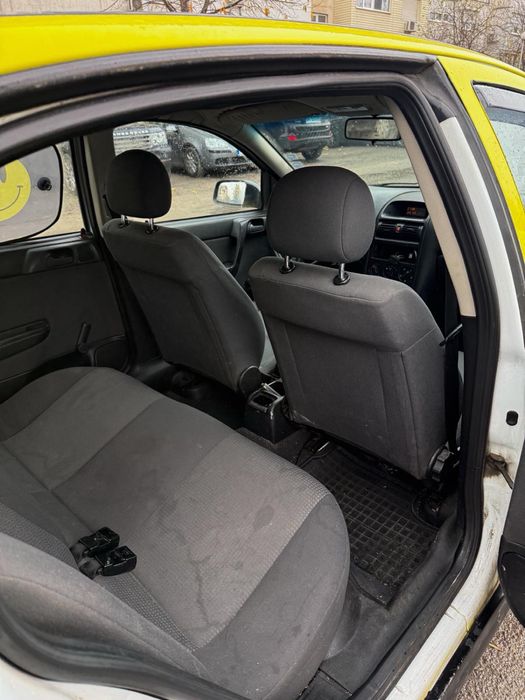 Opel  Astra 1.6 бензин/газ