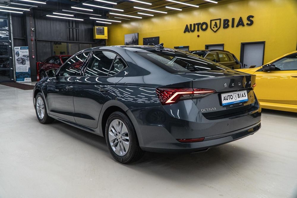 Skoda Octavia Led/CarPlay/Android/Front assist/Tva/Leasing-Rate FARA AVANS
