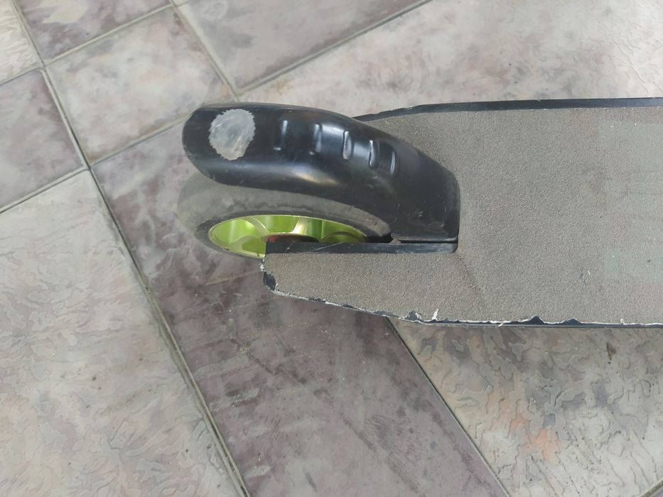 Трюковой самокат