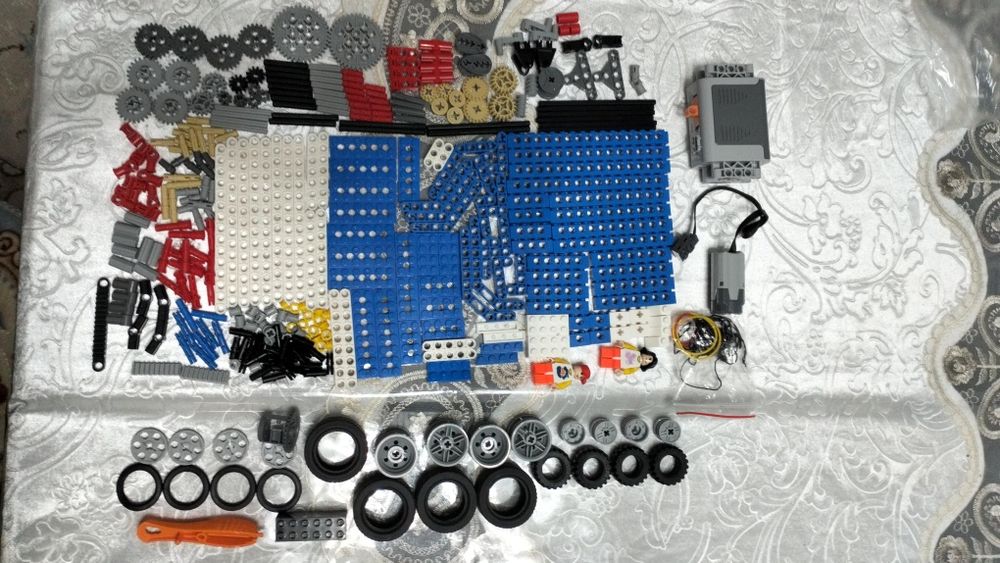 Продам лего 9686