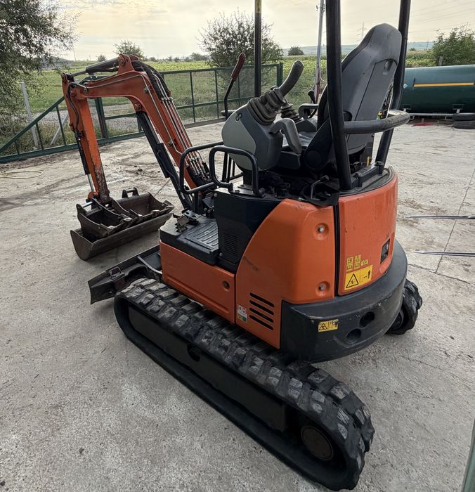 Excvator Hitachd U19