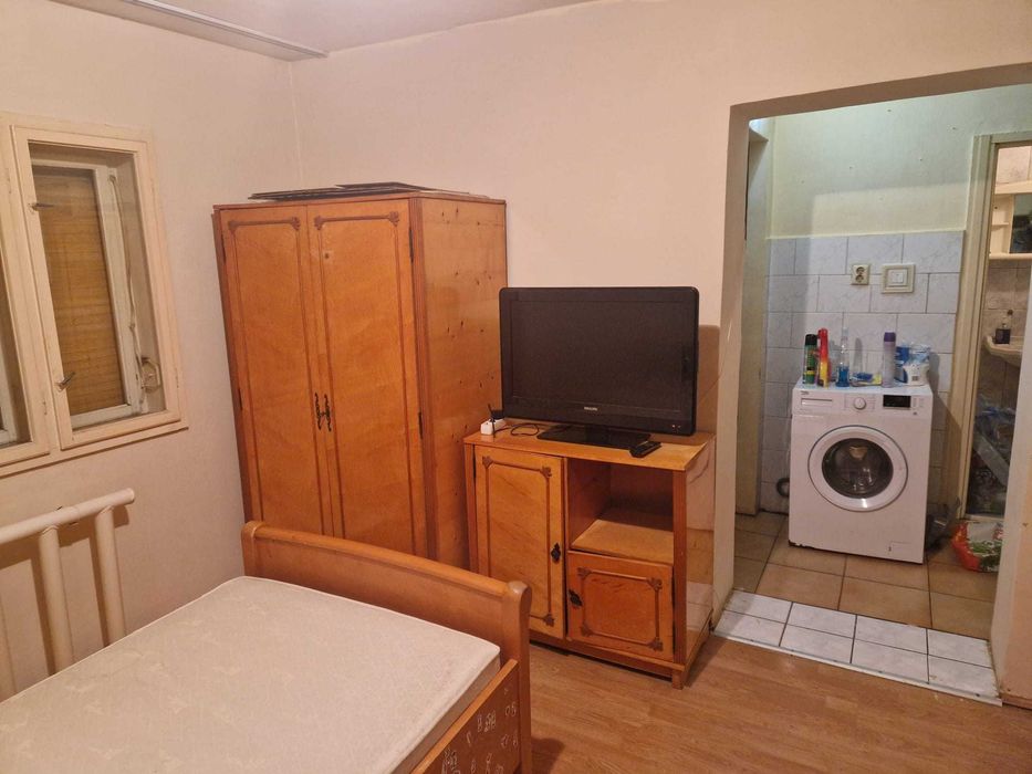 Inchiriez garsoniera 6 vanatori