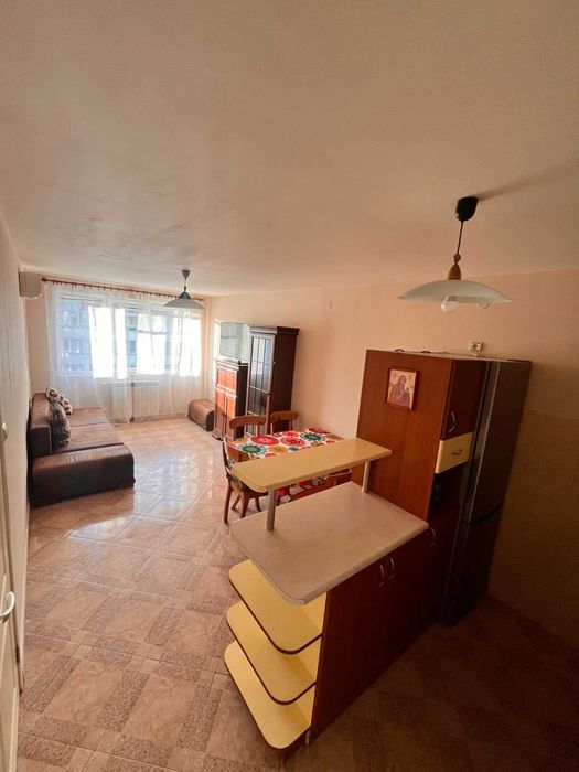 Дава се под наем Тристаен апартамент в София, Младост 1 - 89 кв.м за 747.66 € - Снимка #5