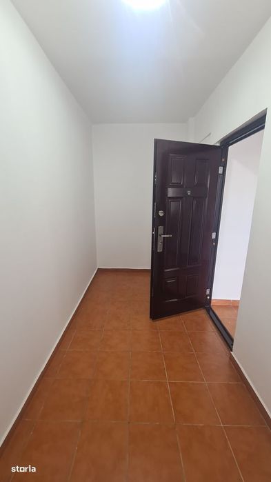 Spațiu comercial de închiriat în Curtea de Argeș.