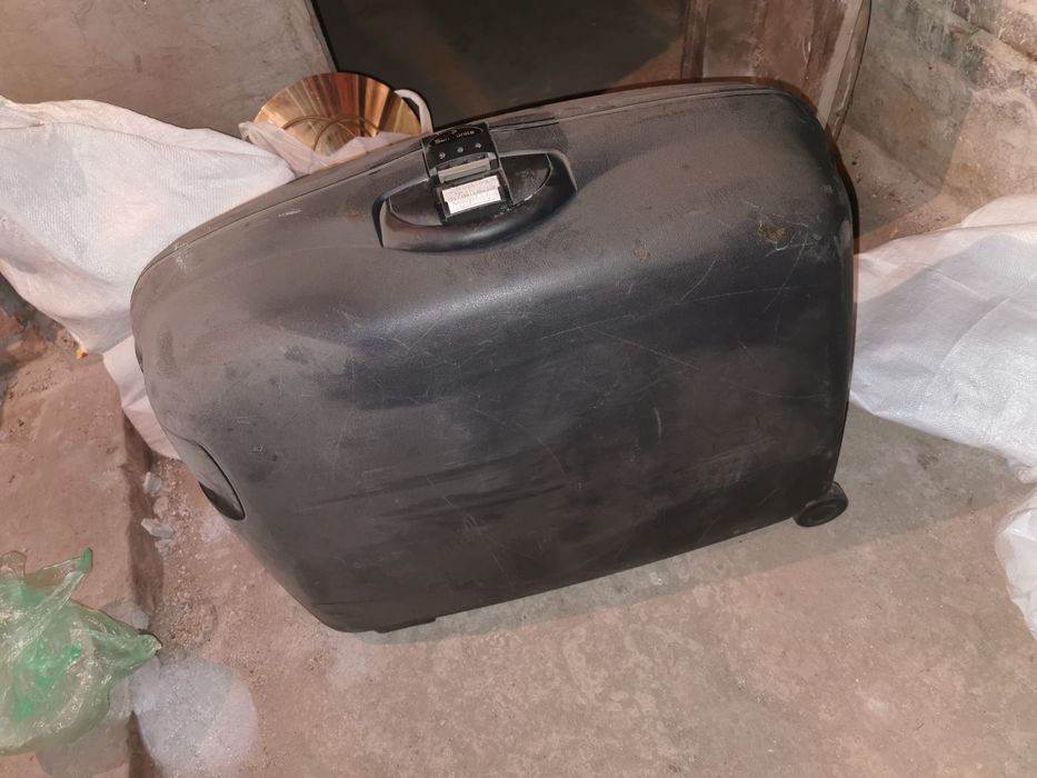 Дамска чанта куфари хладилна чанта и виж снимките